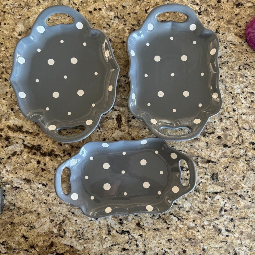 Temptations Polka Dot Set of 3, 10 inch long, serving platters